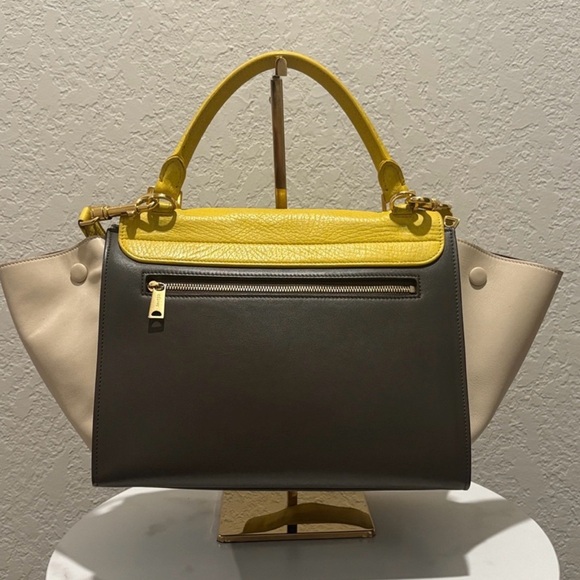 Celine Trapeze Leather Hand Bag - Picture 3 of 15